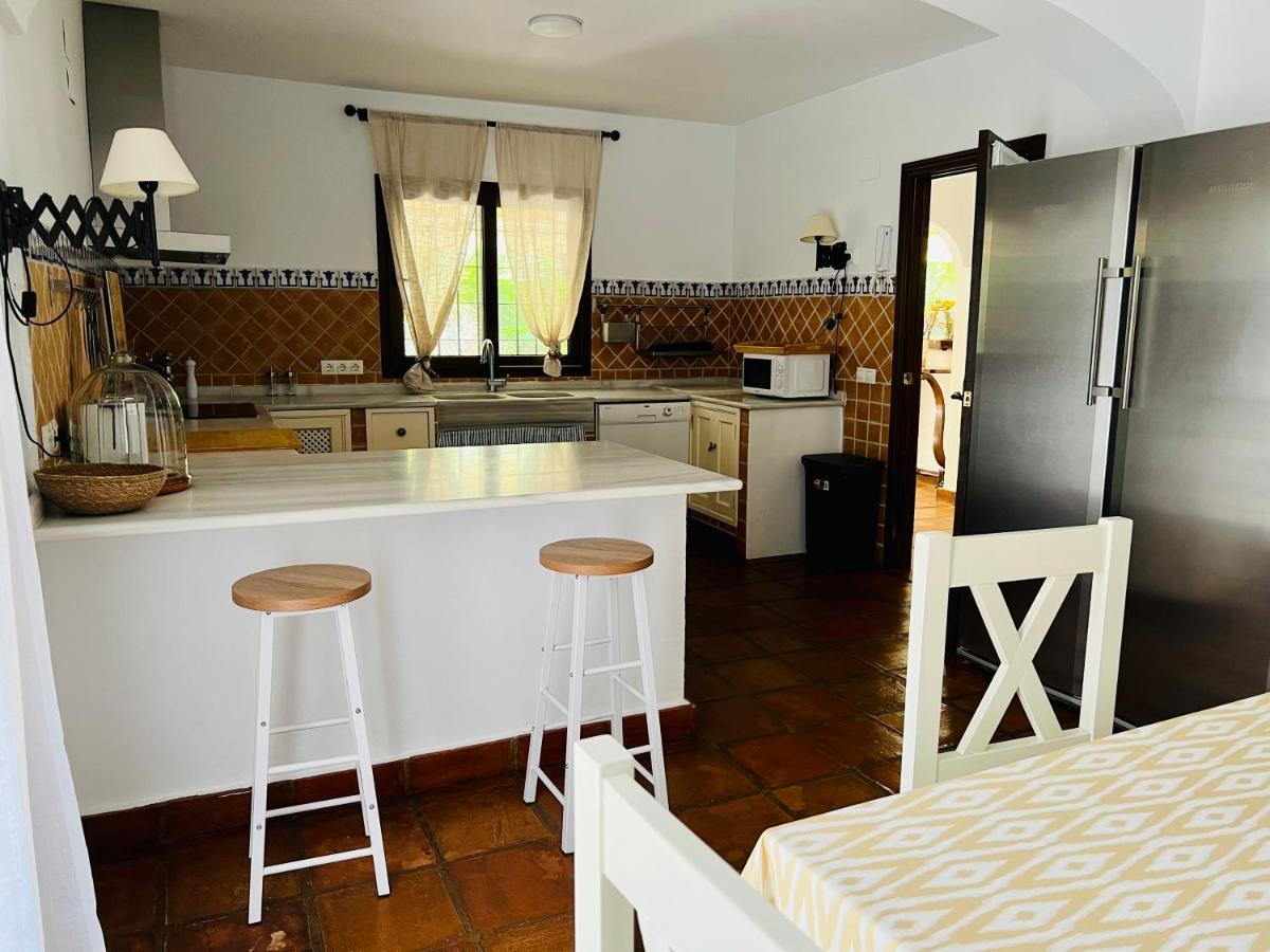 Aljaral, Espectacular,piscina,chimenea, Climatizacion, Wifi * Córdoba